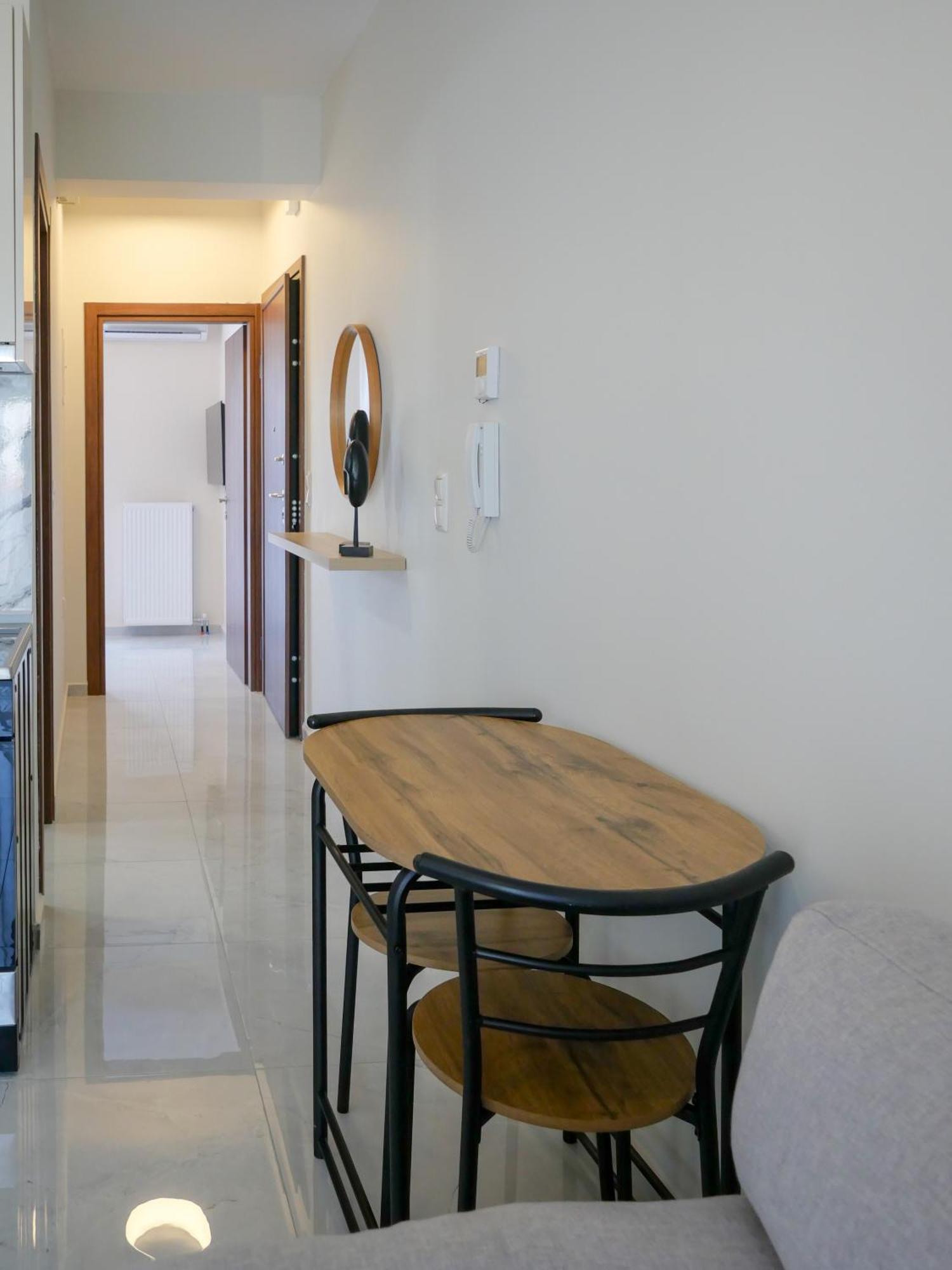Deluxe Apartment Trikala  Ngoại thất bức ảnh